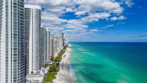 apt-2506-15811 Collins Ave, Sunny Isles Beach, FL, 33160-4187 | Card Image