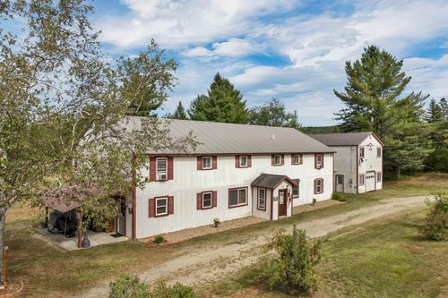 820 Colebrook Rd, Errol, NH, 03579-6611 | Card Image