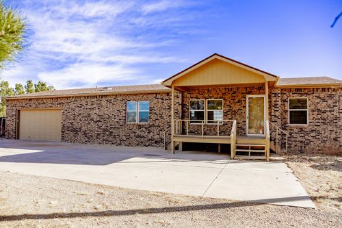 3806 N County Road 1700, Shallowater, TX, 79363-3901 | Card Image