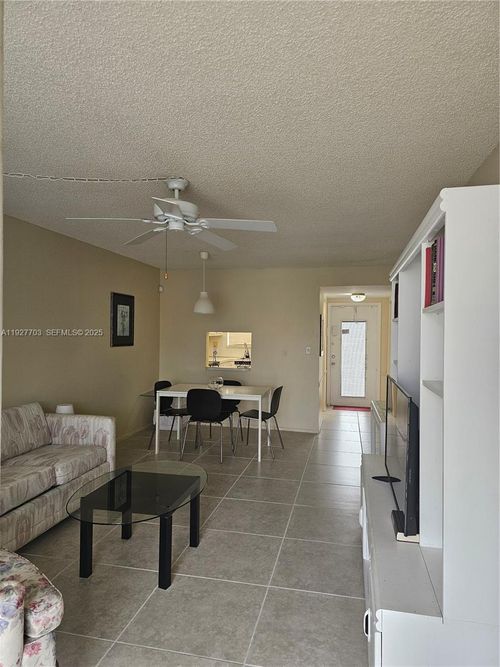 apt-205-8280 Sunrise Lakes Blvd, Sunrise, FL, 33322-1507 | Card Image