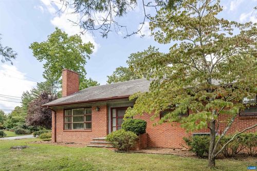901 Rugby Rd, CHARLOTTESVILLE, VA, 22903-1605 | Card Image