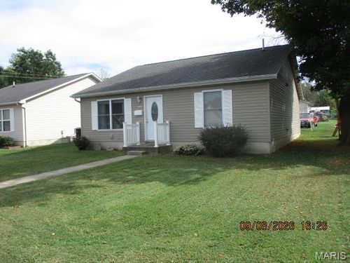 608 Madison Street, Sullivan, MO, 63080 | Card Image