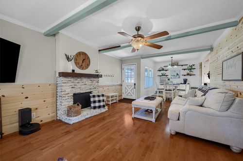 110 S Binkley St, Sherman, TX, 75092-7302 | Card Image