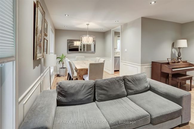 1648 Angela Cres, House other with 4 bedrooms, 2 bathrooms and 4 parking in Mississauga ON | Image 10