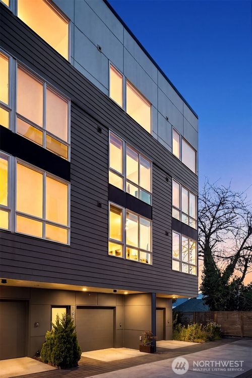 1644 B 20th Ave, Seattle, WA, 98122 | Card Image