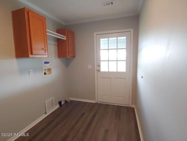 21 Laundry Room | Image 21