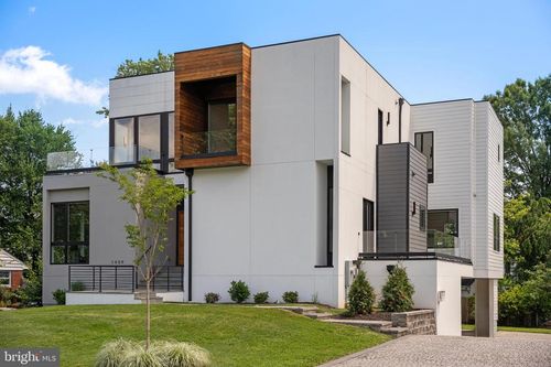 1459 Dewberry Ct, MCLEAN, VA, 22101-5630 | Card Image