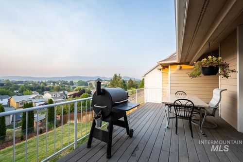 364 Pintail Ln, Moscow, ID, 83843-8201 | Card Image