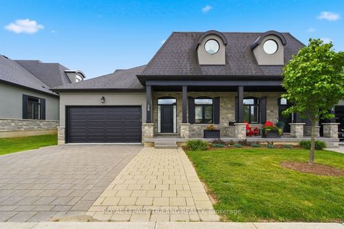 28 - 2215 Callingham Dr, Condo with 4 bedrooms, 3 bathrooms and 2 parking in London ON | Card Image