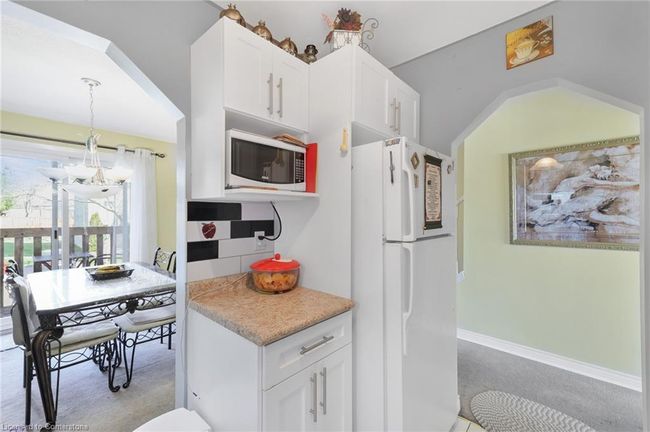 32 - 985 Limeridge Rd E, Townhouse with 3 bedrooms, 2 bathrooms and 2 parking in Hamilton ON | Image 18