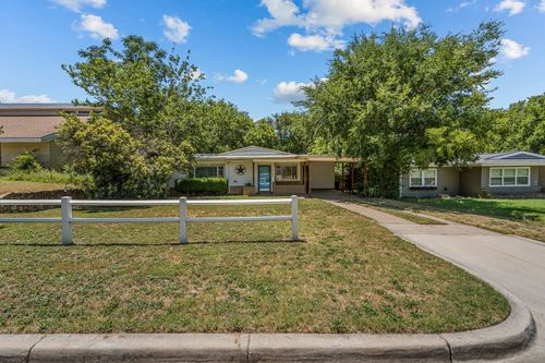 4509 Donnelly Ave, Fort Worth, TX, 76107-5406 | Card Image