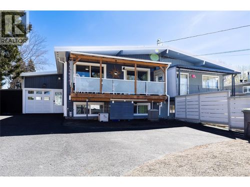 4171 Lakeshore Rd, Kelowna, BC, V1W1W1 | Card Image