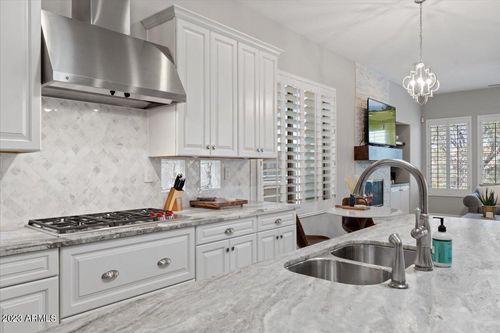 42032 N Emerald Lake Dr, Anthem, AZ, 85086-1050 | Card Image