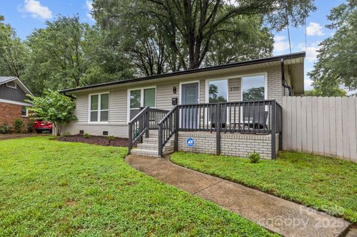 3701 Lynette Ct, Charlotte, NC, 28217-1238 | Card Image