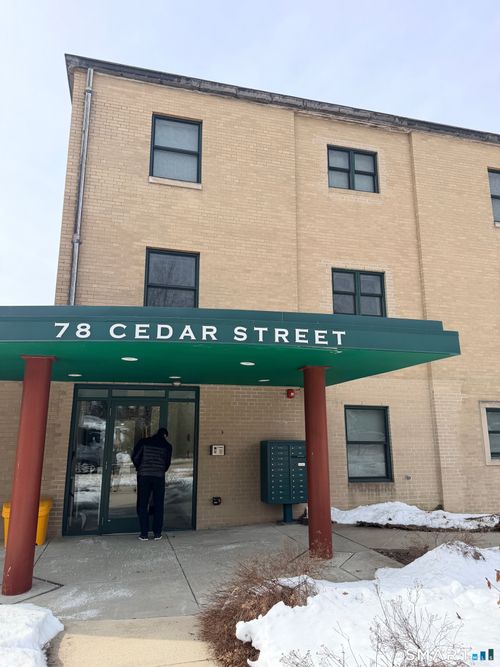 apt-201-78 Cedar St, Branford, CT, 06405-3678 | Card Image