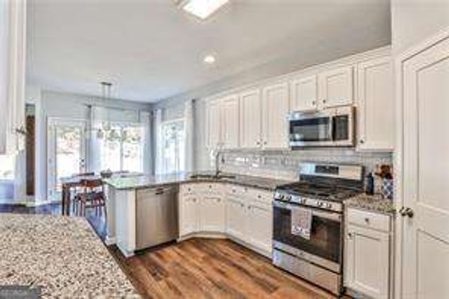 3910 Concord Walk Dr Se, House other with 3 bedrooms, 3 bathrooms and 2 parking in Smyrna GA | Image 11