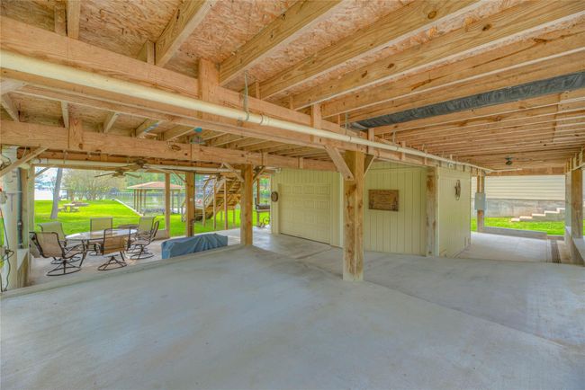 220 Harbor Dr, House other with 3 bedrooms, 2 bathrooms and 2 parking in Onalaska TX | Image 25