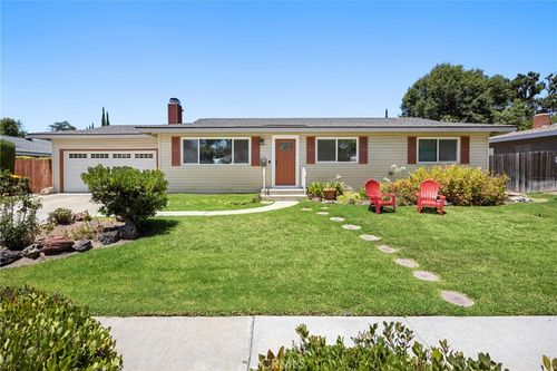 2825 Woodbine Ave, Fullerton, CA, 92835-2840 | Card Image