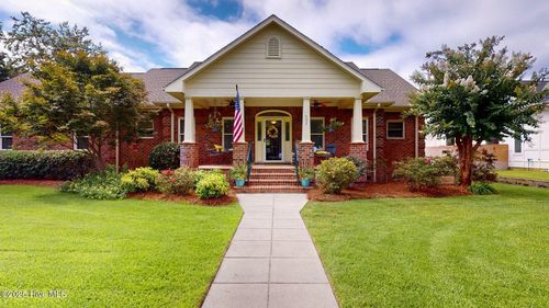 603 Monroe Ave, Carolina Beach, NC, 28428-4308 | Card Image