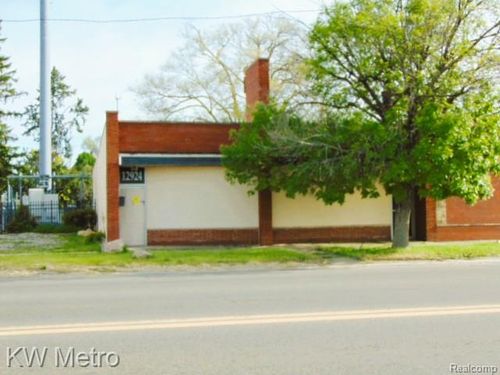 12924 W 7 Mile Rd, Detroit, MI, 48235-1305 | Card Image