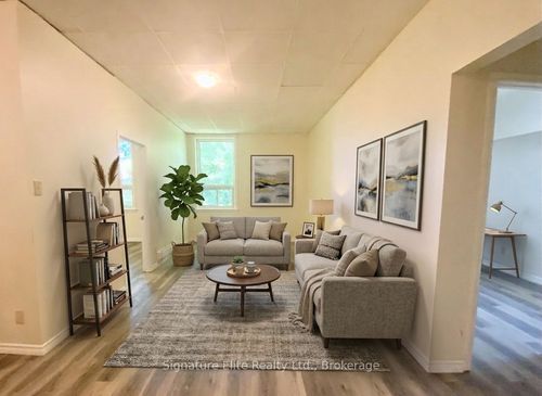 11-372 Darling St, Brantford, ON, N3S3Y5 | Card Image