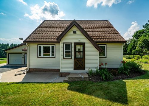 4187 State Road 25, Menomonie, WI, 54751-5411 | Card Image