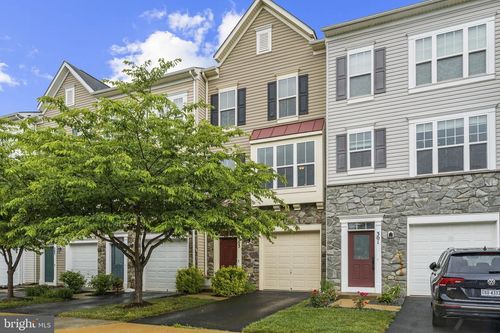 303 Miles Hawk Ter, PURCELLVILLE, VA, 20132-9681 | Card Image
