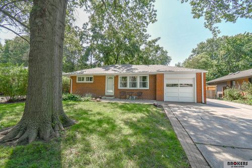 3045 N 68th St, Lincoln, NE, 68507-2617 | Card Image