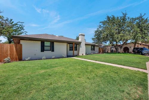 2404 Northtown Ct, Midland, TX, 79705-4317 | Card Image