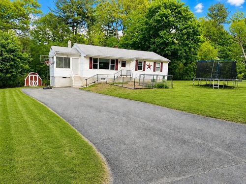 48 Sullivan Dr, Whitinsville, MA, 01588-1820 | Card Image