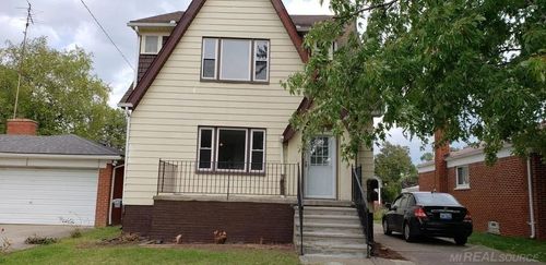 24320 Flower Ave, Eastpointe, MI, 48021-1006 | Card Image