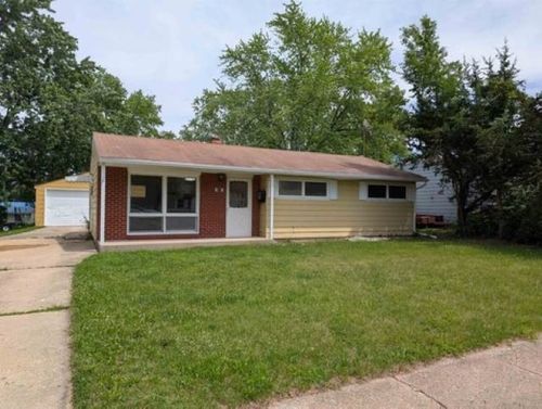 311 Stewart Dr, Freeport, IL, 61032-3730 | Card Image