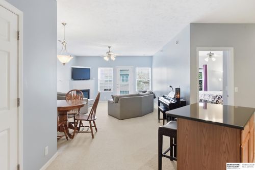 1207-3315 N 147th Ct, Omaha, NE, 68116-7215 | Card Image