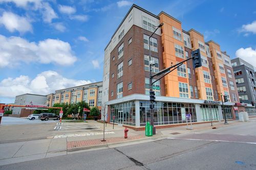 320-2650 University Ave W, Saint Paul, MN, 55114-1927 | Card Image