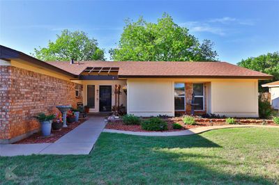 View of front of home featuring a front lawn | Image 3