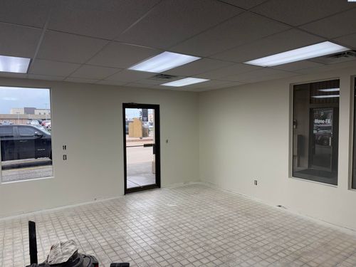 e-6855 W Clearwater Avenue, Kennewick, WA, 99336 | Card Image