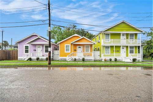 1113 28th St, Galveston, TX, 77550-4442 | Card Image