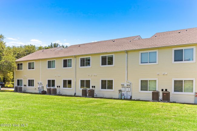 A2 - 2036 Sloop Point Loop Rd, Condo with 2 bedrooms, 1 bathrooms and null parking in Hampstead NC | Image 9