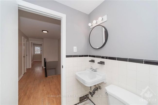 1514 A Lepage Ave, House attached with 3 bedrooms, 2 bathrooms and 2 parking in Ottawa ON | Image 13
