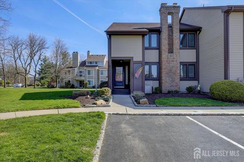 5 Chelsea Ct, Parlin, NJ, 08859-2317 | Card Image