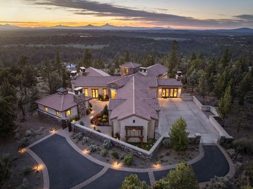 1843 Nw Wild Rye Cir, Bend, OR, 97703-6691 | Card Image
