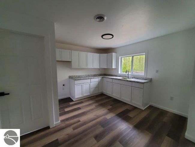 2153 W Flowage Lake Rd, House other with 3 bedrooms, 2 bathrooms and null parking in West Branch MI | Image 6
