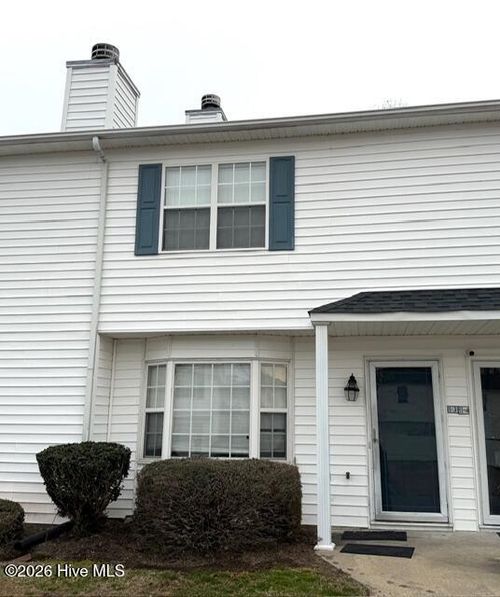 ii3-3913 Sterling Pointe Dr, Winterville, NC, 28590-9236 | Card Image