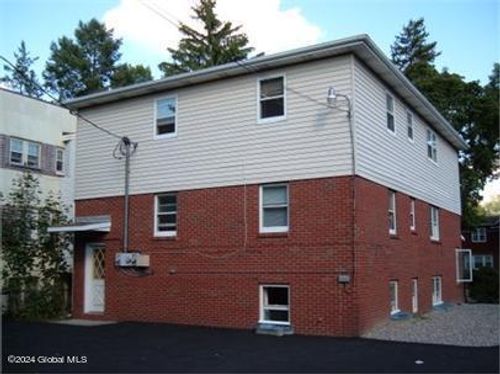 apt-2-35 Parkwood St, Albany, NY, 12208-2873 | Card Image
