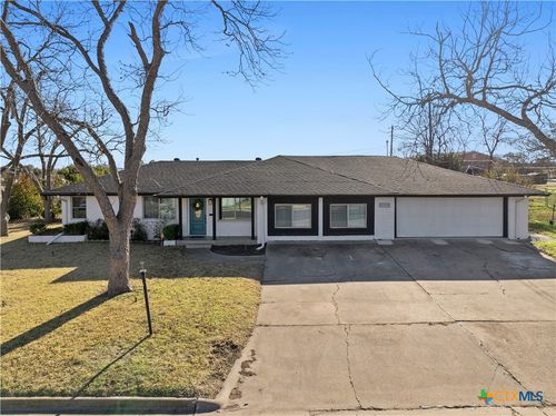 2005 Avenue I, Temple, TX, 76501-6282 | Card Image