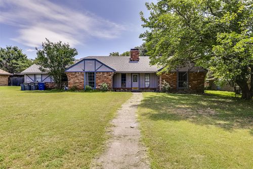 202 Pecan Creek St, Red Oak, TX, 75154-6375 | Card Image