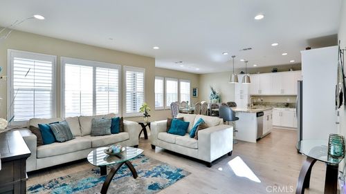 4693 Holly, Long Beach, CA, 90805 | Card Image
