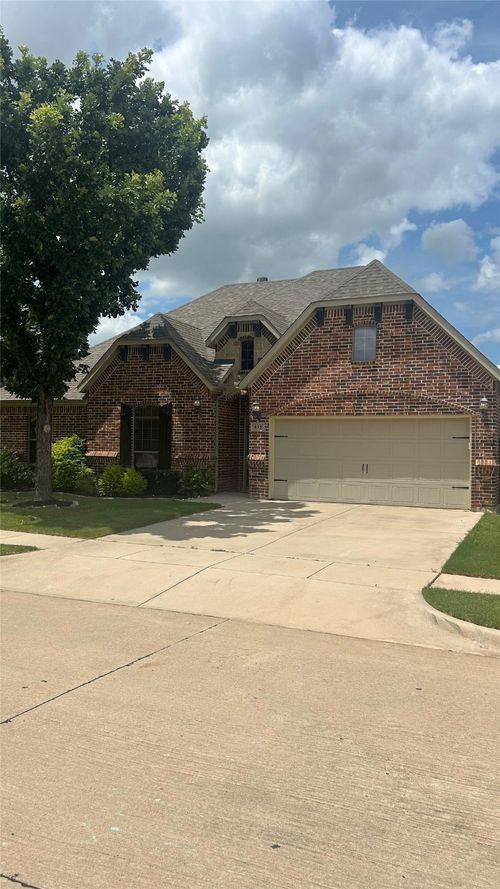 433 Chisholm Trl, Justin, TX, 76247-7031 | Card Image