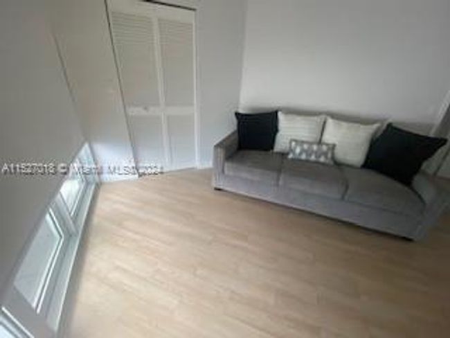 APT-509 - 6767 Collins Ave, Condo with 2 bedrooms, 2 bathrooms and null parking in Miami Beach FL | Image 8
