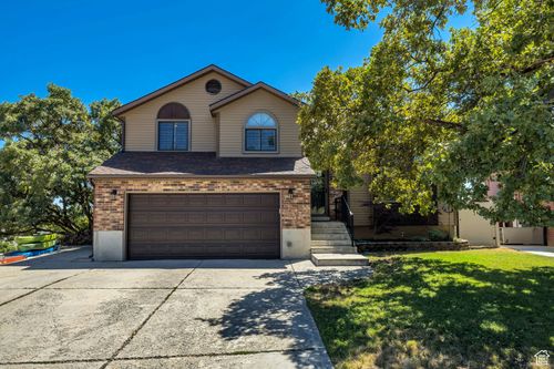 2140 E 3000 N, Layton, UT, 84040-7151 | Card Image